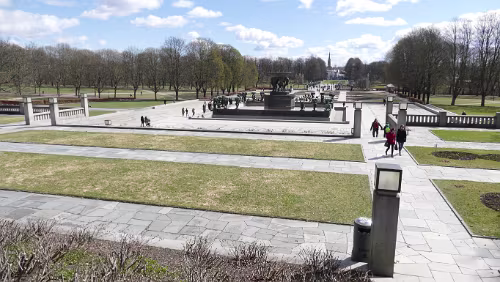 Oslo Vigelandsparken er verdens største skulpturpark utført av en enkelt kunstner og er åpen døgnet rundt gjennom hele året. Den unike skulpturparken er Gustav...
