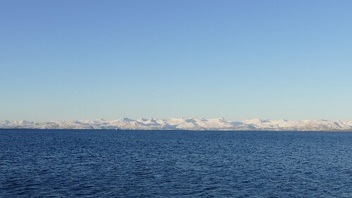 Fauske – Tromsø Auf der Überfahrt von Bognes nach Skarberget
