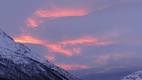 Tromsø – Saltstraumen Feuriger Sonnenaufgang
