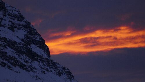 Tromsø – Saltstraumen Feuriger Sonnenaufgang