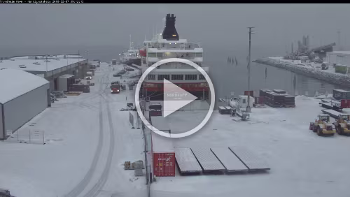 Trondheim – Bergen Ich stehe auf dem obersten Deck der MS Nordkapp, hebe den rechten Arm und bewege mich von der linken Seite in die Mitte. Bei ca. 07:01 winke ich mit beiden...