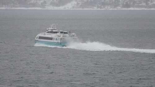 Trondheim – Bergen Ein Speedboot