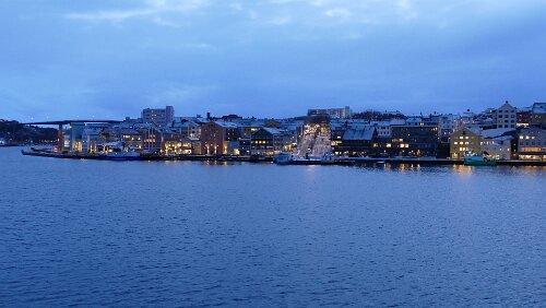 Trondheim – Bergen Die City von Kristiansund