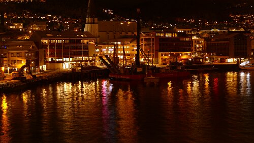Trondheim – Bergen Am Hafen in Molde