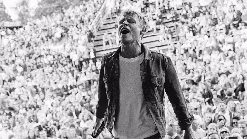 PolarJazz 2018 Sondre Justad Sondre er klar for Svalbard! Sondre Justad ble allemannseie nærmest over natta da debutsingelen kom i rotasjon på radio sommeren 2014. Siden har...