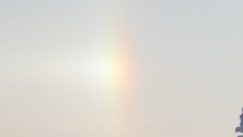 Östersund – Puoltikasvaara Am Halteplatz Fiandberg, es ist eine Nebensonne zu sehen