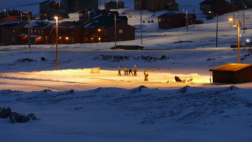 Longyearbyen Da wird Eishockey gespielt