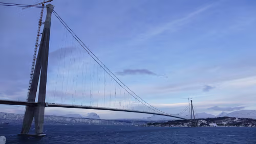 Tromsø – Svolvær Hålogalandsbrua, eröffnet Dezember 2018