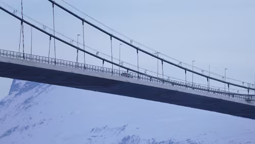 Tromsø – Svolvær Hålogalandsbrua, eröffnet Dezember 2018
