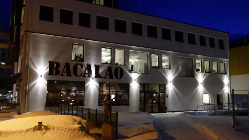 Tromsø – Svolvær Bacalao, Havnepromenaden 2, Svolvær