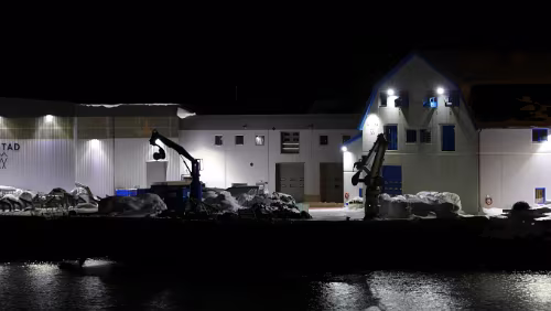 Tromsø – Svolvær Industriegebäude
