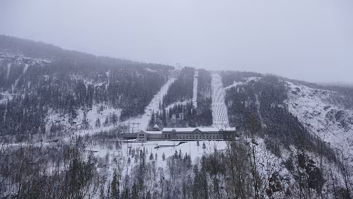 Rjukan Vemork Kraftstasjon ist der Name eines Wasserkraftwerkes in der Nähe von Rjukan (Kommune Tinn) im norwegischen Fylke Telemark.