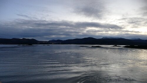 Ålesund – Trondheim Anlauf von Torvik