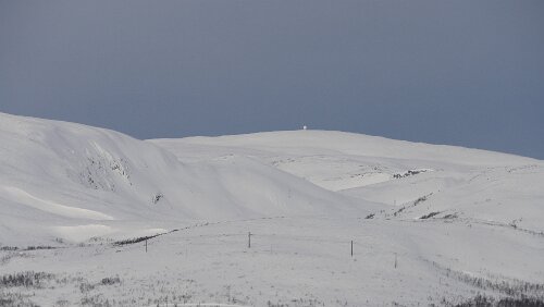 Tromsø – Longyearbyen Am Tromsø lufthavn Langnes
