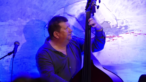 Longyearbyen „Hot Club de Norvège“ im „Kroa“