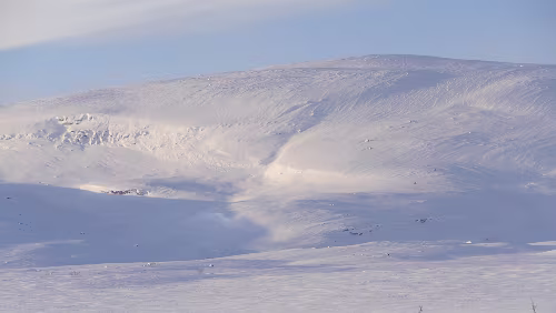 Tromsø – Vuollerim Kurz vor der Grenze, sie verläuft in 200m, das Wetter ist fantastisch