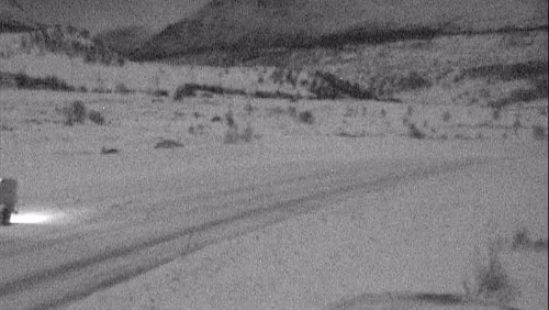 Kuriose Aufnahmen Sieht nach dem letzten Fahrzeug der Kolonne aus