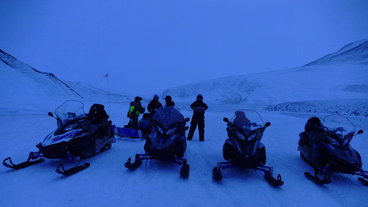 01.02.2020 Longyearbyen Karte – Reiseroute Sa 01.02.2020 Longyearbyen Unterkunft Unterkunft Aktuelle Wetteraussichten vv_Longyearbyen...