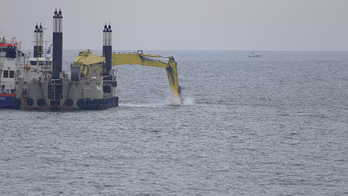 Hahnstätten – Puttgarden – – Rødby – Malmö Da wird schwer gebaggert.