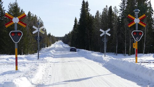 Östersund – Vuollerim Traditioneller Stopp am Halteplatz Fiandberg.