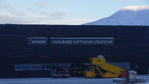Tromsø – Longyearbyen Flughafengebäude.