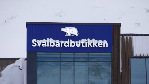 Tromsø – Longyearbyen Die Svalbardbutikken, alles ganz neu.
