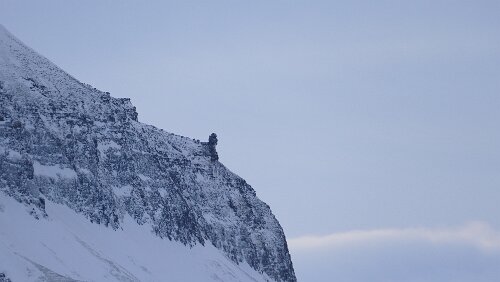 Fjordcruise towards the Esmark Glacier & Barentsburg Seltsame Felsspitze.
