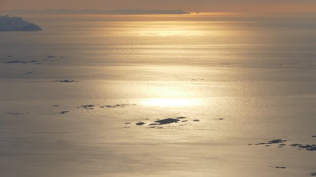 09.03.2022 Longyearbyen – – – Tromsø