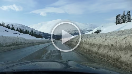 Innhavet – Mosjøen Bei 01:35 eine Megapfütze.