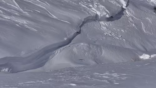 Trondheim – Hamar Schöne Schneeformationen.