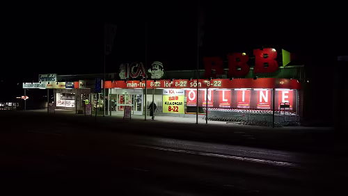 Sunne Sunne by night.