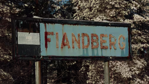 Östersund – Vuollerim Haltestelle Fiandberg der Inlandsbanan.