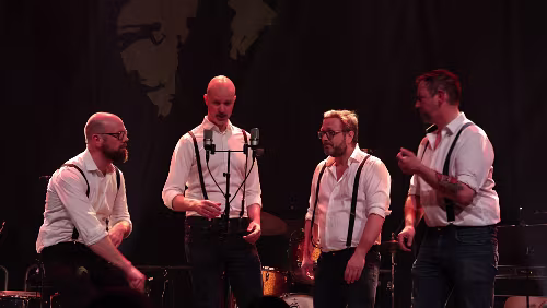 Longyearbyen Das Vorspiel.