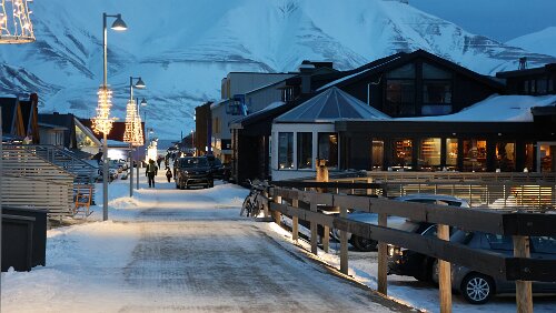 Longyearbyen Die „Fußgängerzone“