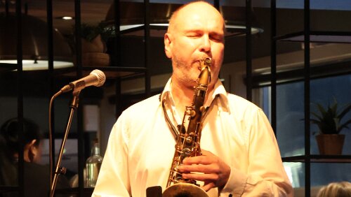 Longyearbyen Jazzlunsj med Bendik Hofseth og Sidiki Kamara.