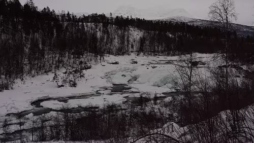Tromsø – Skarberget – – Bognes – Bodø Der Målselvfossen.
