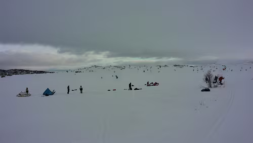 Geilo – Larvik – – Hirtshals – Aarhus Mit dem Kite-Drachen im Schnee surfen.