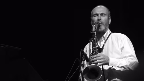 PolarJazz 2023 Lørdag 4. februar | 12:00 | Bendik Hofseth | Stationen Saksofonisten Bendik Hofseth har i flere tiår spilt i jazzens elitedivisjon – i Norge så vel som i resten...