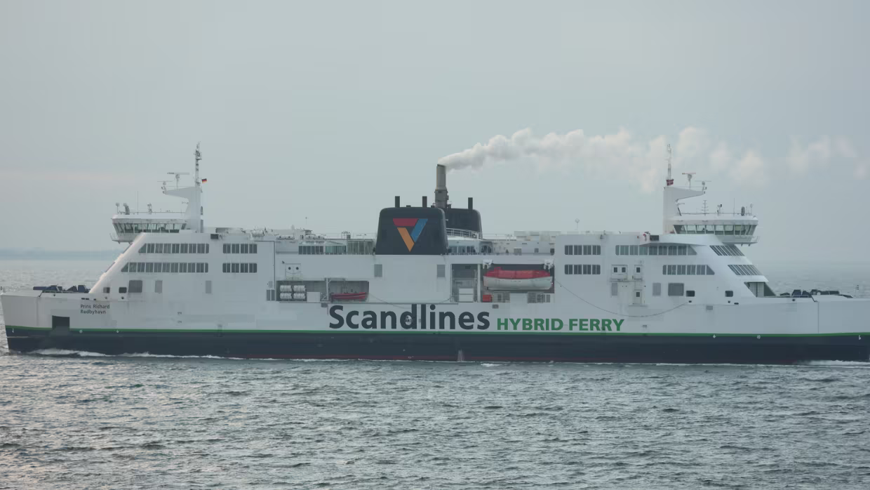 28.01.2023 Hahnstätten – Puttgarden – – Rødby – Helsingør Karte – Reiseroute Sa 28.01.2023 Hahnstätten – Leverkusen – Bremen – Puttgarden – – Rødbyhavn – Helsingør, 10 Std. 44...