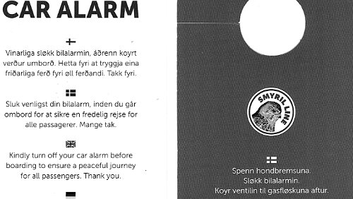 Hirtshals, am Fähranleger der Smyril Line Die Anweisungen sind eindeutig.