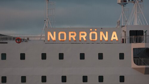 Tórshavn Die Norröna im Hafen von Tórshavn.