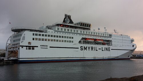 Tórshavn Die MS Norröna im Hafen von Tórshavn.
