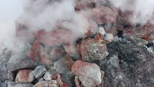 Námafjall, Hverir Brodel, zisch, fauch.