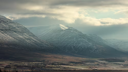 Akureyri Mystische Berge bei Akureyri.