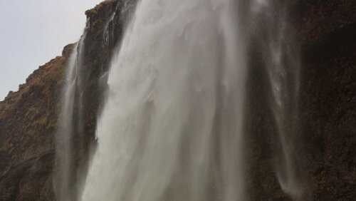 Reykjavík – Vík í Mýrdal Am Seljalandsfoss.