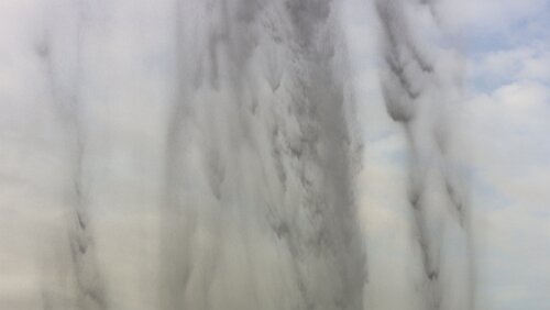 Reykjavík – Vík í Mýrdal Am Seljalandsfoss.