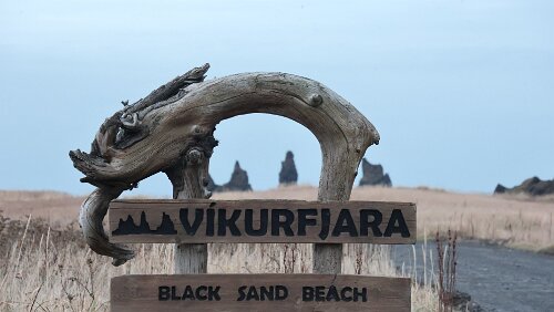 Vík í Mýrdal Sieht doch aus wie ein Drache, oder?