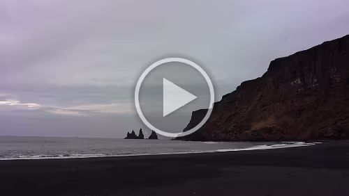 Vík í Mýrdal Das Wahrzeichen von Vík í Mýrdal.