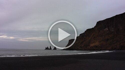 Vík í Mýrdal Das Wahrzeichen von Vík í Mýrdal.