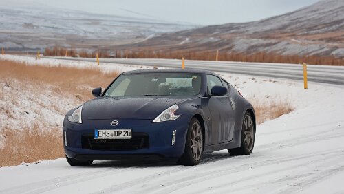 Egilsstaðir – – Tórshavn Parkplatz am Rjúkandifoss.